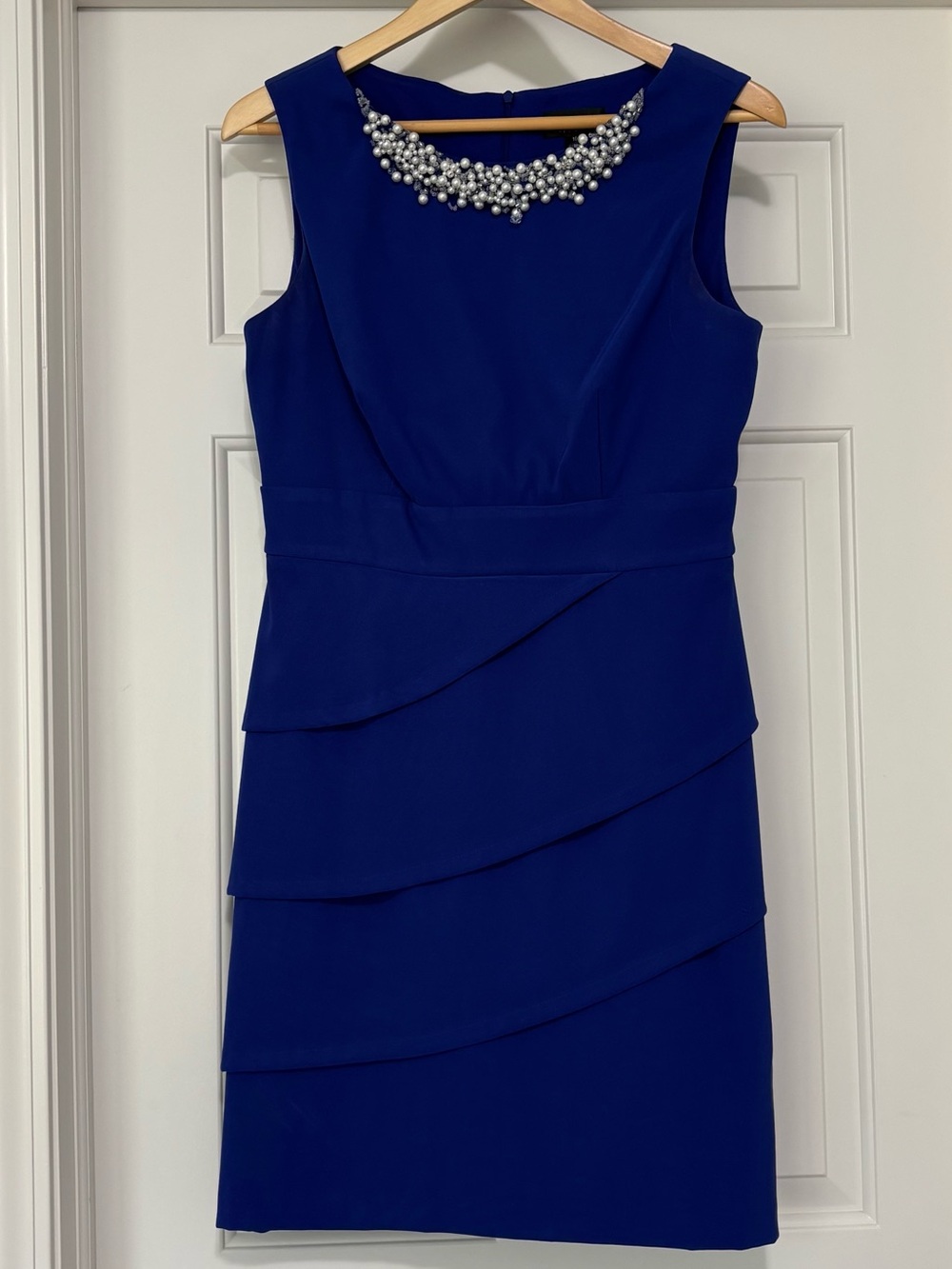 Sleeveless Royal Blue Jewel-Neck Sheath Dress